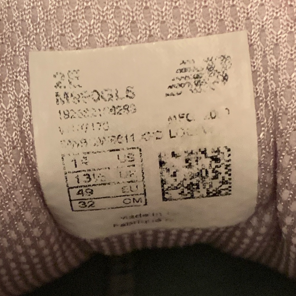 New Balance 990v5 Wide Men's Size 14 2E US Gray Suede Athletic Shoes M990GL5 - Picture 7 of 8